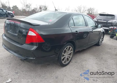 2010 Ford Fusion Se z USA, uszkodzony, nr VIN 3FAHP0HA9AR249576
